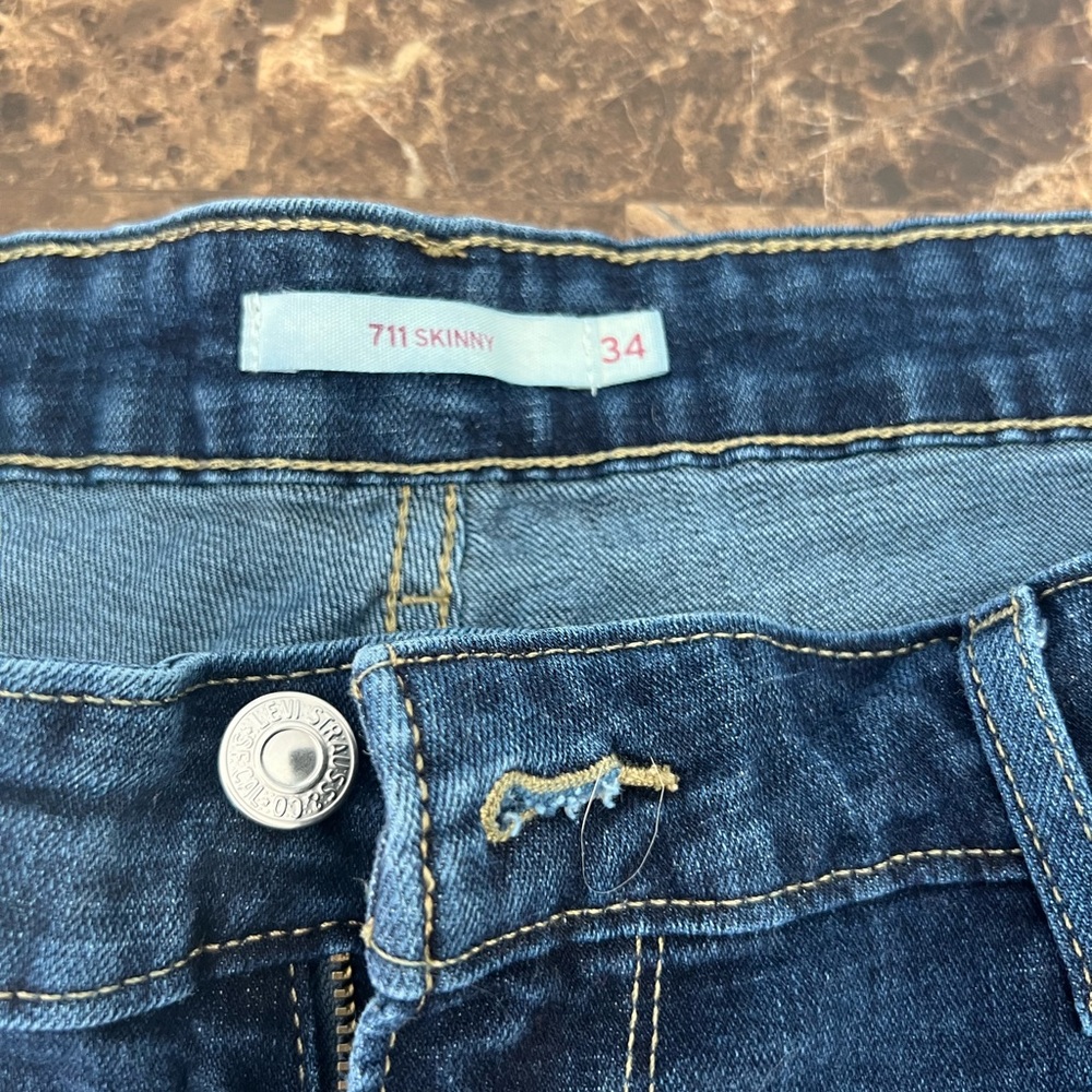 Levi skinny jeans, size 34